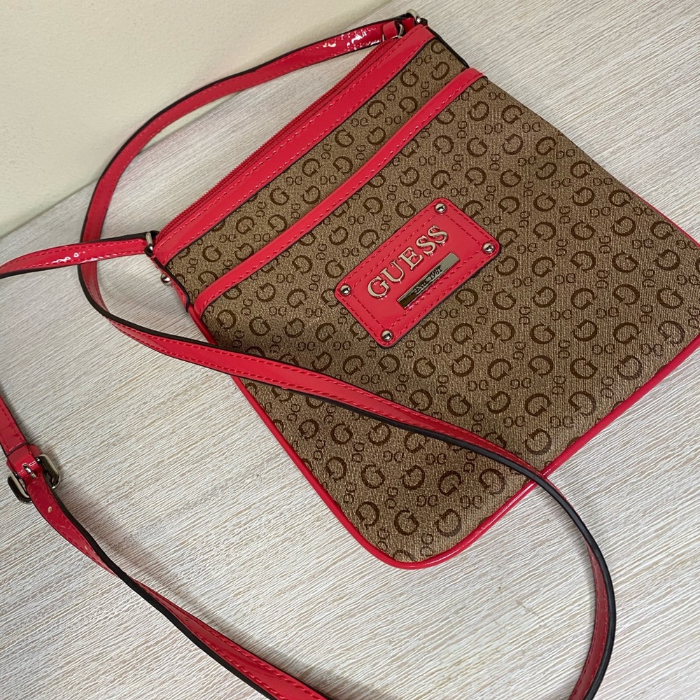 authentic Guess crossbody hand bag